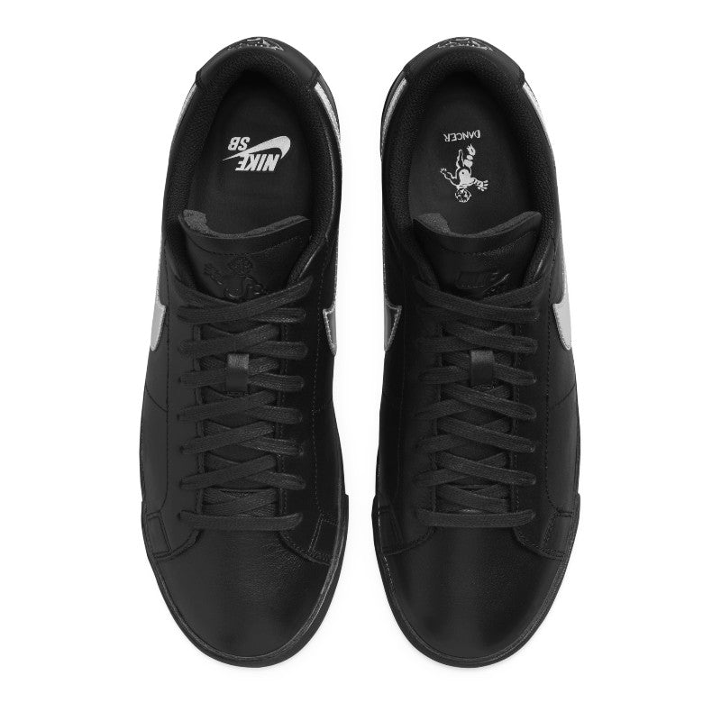 Nike SB Blazer Low QS - Black/Metallic Silver