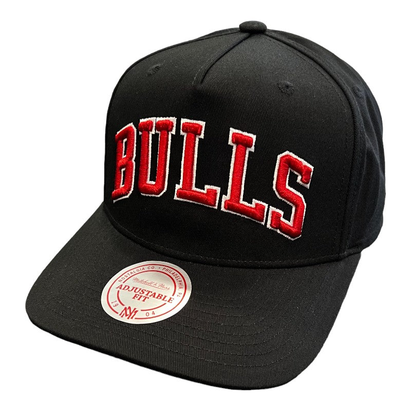 Mitchell And Ness Worldmark MVP Bulls Cap - Black